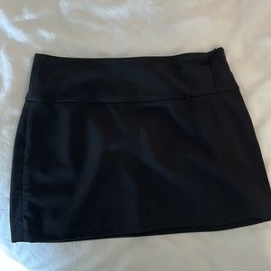 Aritzia Sunday Skirt Size 2 Black